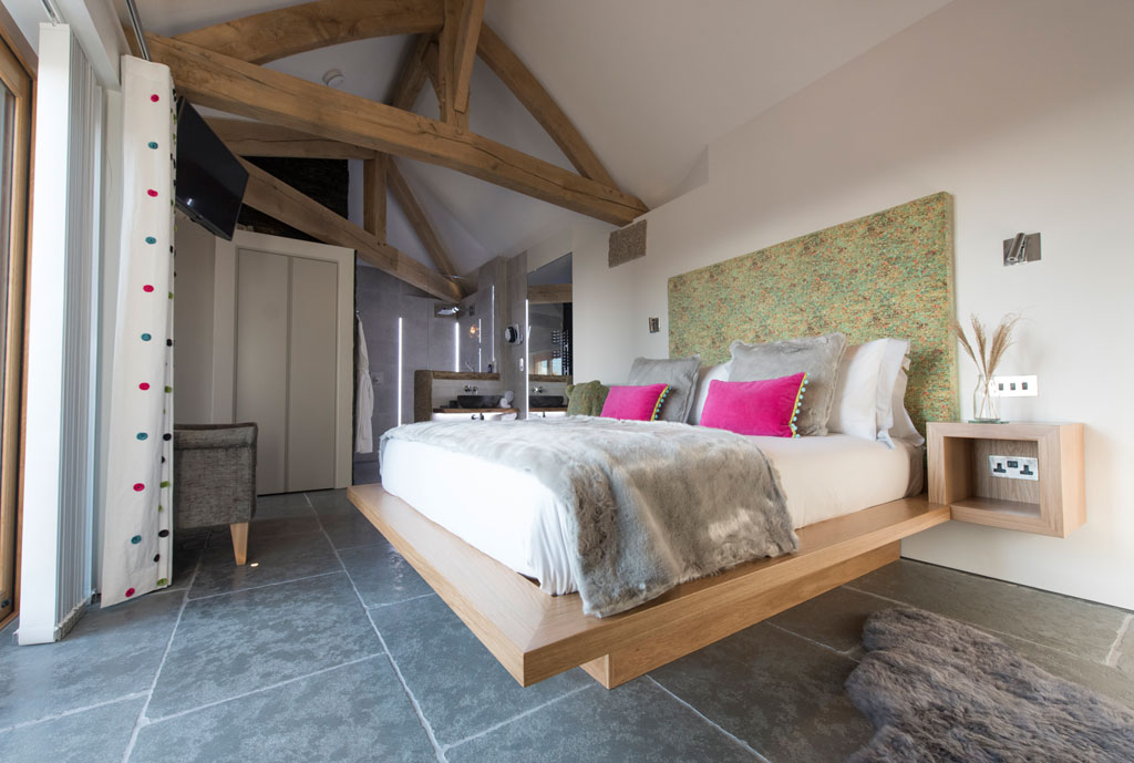 Fingers Point Barn Conversion Interior Bedroom 05